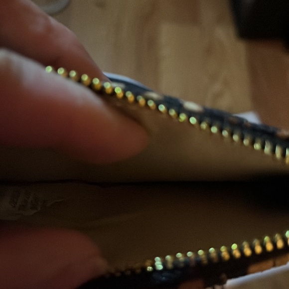 Wallet - Picture 4 of 4